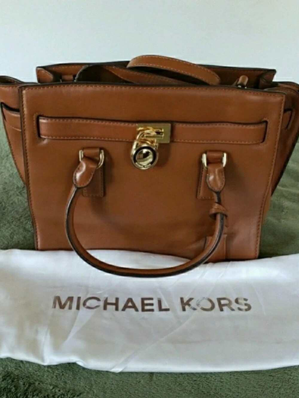 NWT Large Michael Kors Hamilton traveler leather bag